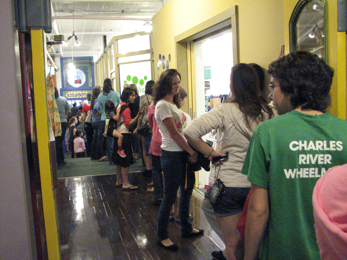 Herrell's Ice Cream & Bakery: Service Image-18 Herrell's Ice Cream & Bakery: Service Image-18